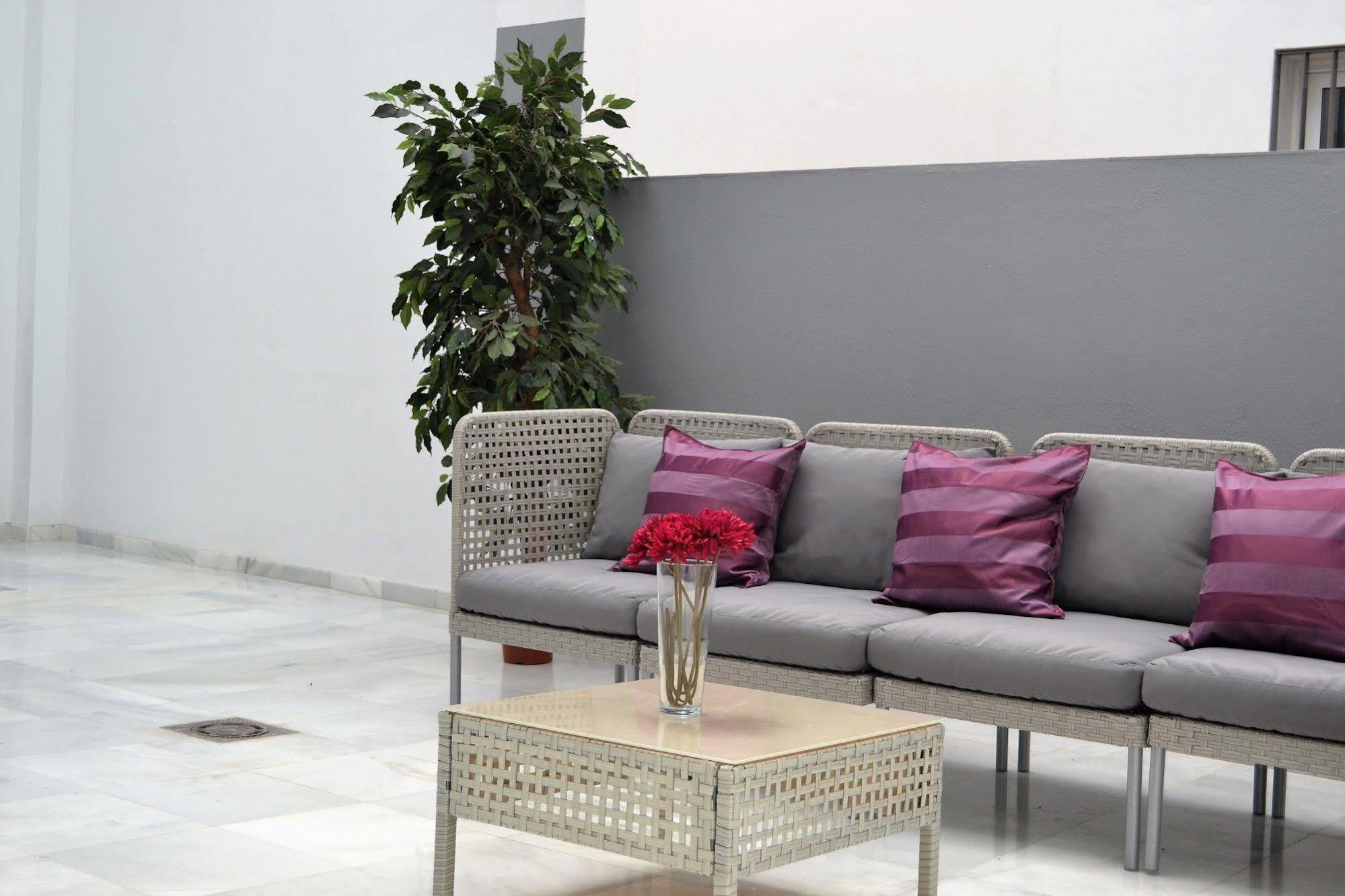 Plaza De La Encarnacion Apartments Séville Extérieur photo